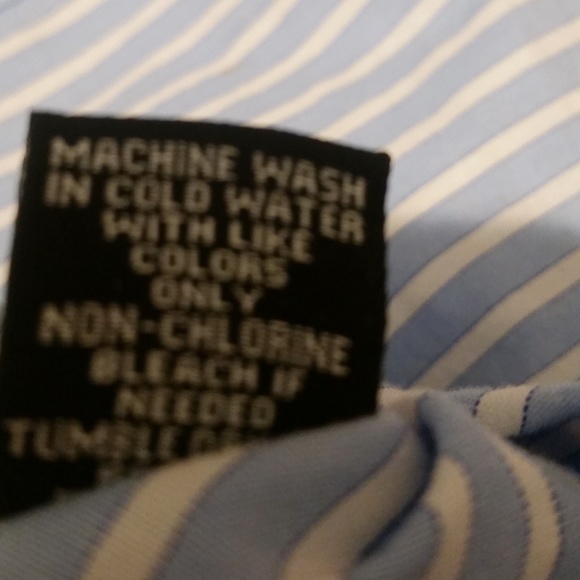 Rue21 Mens Slim Fit Relaxed Fit Button Down - Picture 4 of 4